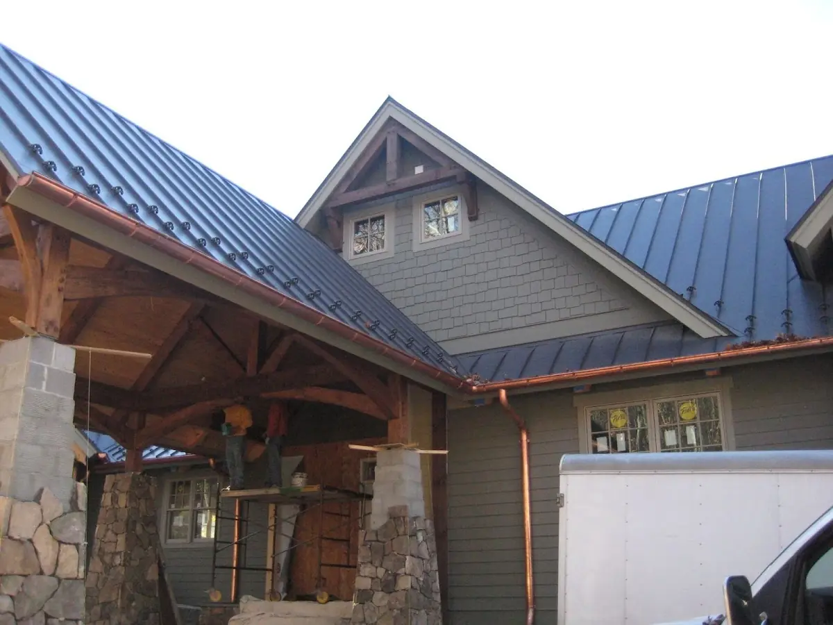 Craftsman Roofing team delivering quality roofing work in Clearwater